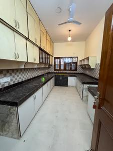 Kitchen Image of 2500 Sq.ft 4 BHK Builder Floor for rent in Maharani Bagh New Delhi for Rs. 185000