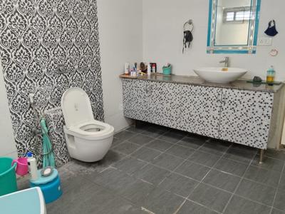 Bathroom Image of 2820 Sq.ft 4 BHK Villa for sale in Sarjapur Bengaluru for Rs. 25000000