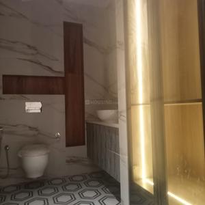 Bathroom Image of 3240 Sq.ft 4 BHK Builder Floor for sale in BPTP Parklands Pride , Sector 85 Faridabad for Rs. 31000000