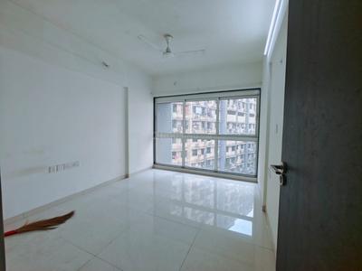 Bedroom Image of 751 Sq.ft 2 BHK Apartment / Flat for sale in Godrej Central, Chembur Mumbai for Rs. 18500000