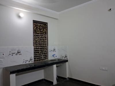 Bedroom Image of 500 Sq.ft 1 RK Apartment / Flat for rent in Sector 73 Noida for Rs. 10500