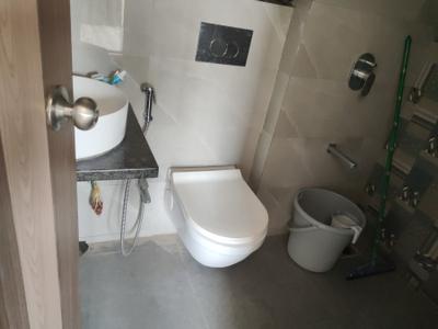 Bathroom Image of 651 Sq.ft 1 BHK Apartment / Flat for sale in Veena Smart Homes, Kandivali West Mumbai for Rs. 11000000