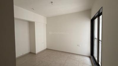 Bedroom Image of 738 Sq.ft 2 BHK Apartment / Flat for sale in Runwal Eirene, Thane West Thane for Rs. 11000000