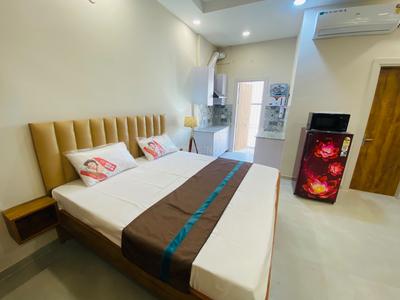 Bedroom Image of 580 Sq.ft 1 RK Builder Floor for rent in South City Floors 1, Sector 41 Gurgaon for Rs. 21000