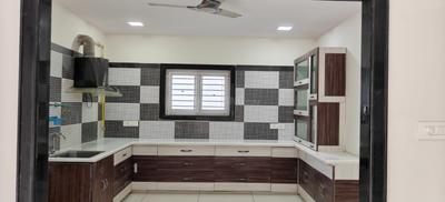 Kitchen Image of 2100 Sq.ft 3 BHK Apartment / Flat for rent in Ashok Nagar Vijayawada for Rs. 28000