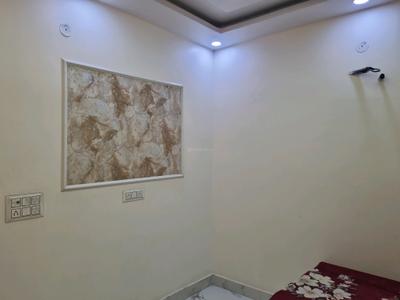 Bedroom Image of 900 Sq.ft 3 BHK Apartment / Flat for sale in Hans Luxury Floor, Dwarka Mor New Delhi for Rs. 6000000