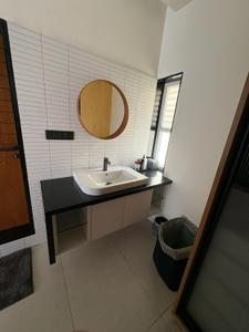 Bathroom Image of 4200 Sq.ft 4 BHK Villa for sale in NSL LGCL Luminaire, Jeevan Bima Nagar Bengaluru for Rs. 80000000