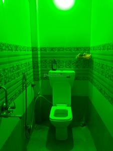 Bathroom Image of 700 Sq.ft 2.5 BHK Apartment / Flat for sale in Green Park Colony Indore for Rs. 2500000
