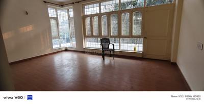 Bedroom Image of 4000 Sq.ft 4.5 BHK Builder Floor for rent in Sector 48 Noida for Rs. 65000