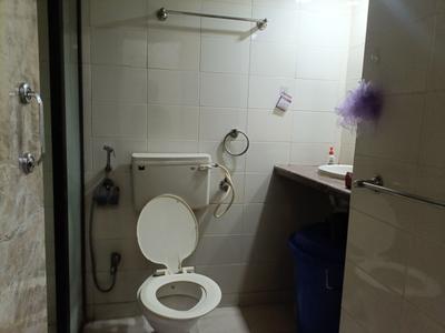 Image of 785 Sq.ft 2 BHK Apartment / Flat for sale in Royal Palms Palms Residences, Goregaon East, Mumbai for Rs. 8500000