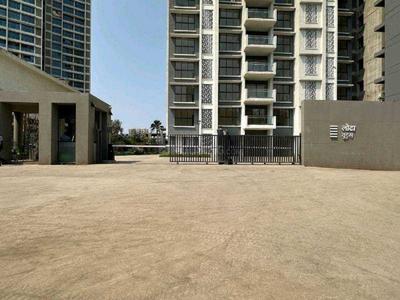 Image of 650 Sq.ft 2 BHK Apartment / Flat for sale in Lokhandwala Sierra Towers, Kandivali East, Mumbai for Rs. 16300000