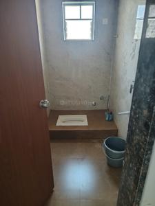 Bathroom Image of 1600 Sq.ft 3 BHK Apartment / Flat for rent in Narendra Nagar Nagpur for Rs. 30000