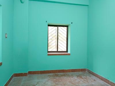 Bedroom Image of 1000 Sq.ft 3 BHK Independent House for rent in Paschim Putiary Kolkata for Rs. 15000