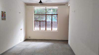 Living Room Image of 1100 Sq.ft 2 BHK Apartment / Flat for rent in Kirpal Apartments, Patparganj New Delhi for Rs. 30000