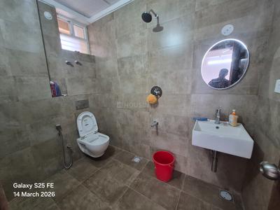 Bathroom Image of 1602 Sq.ft 3 BHK Apartment / Flat for rent in Pundag Ranchi for Rs. 25000