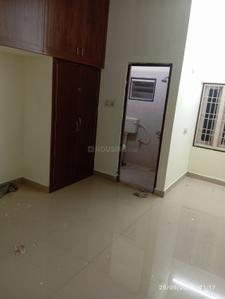 Bedroom Image of 1200 Sq.ft 2 BHK Builder Floor for rent in Adyar Chennai for Rs. 40000