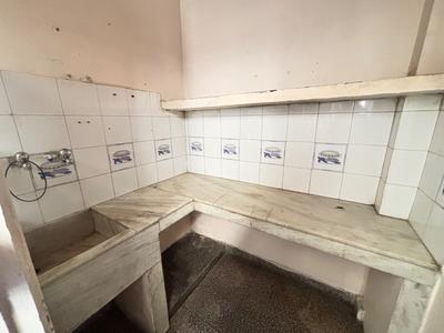 Kitchen Image of 800 Sq.ft 1 BHK Builder Floor for rent in Bhai Randhir Singh Nagar Ludhiana for Rs. 11000