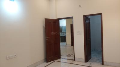 Bedroom Image of 2800 Sq.ft 3 BHK Builder Floor for rent in Sector 46 Noida for Rs. 41000
