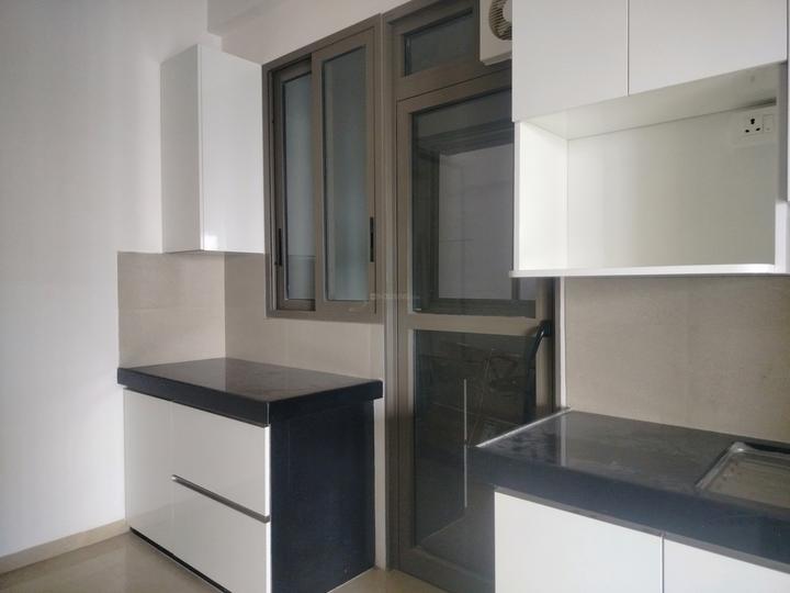 Adani Ten BKC Main Image 1