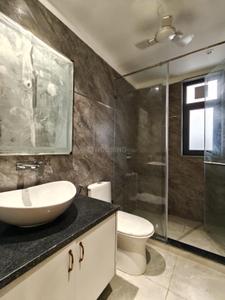 Bathroom Image of 1800 Sq.ft 3 BHK Builder Floor for sale in Model Town New Delhi for Rs. 42500000
