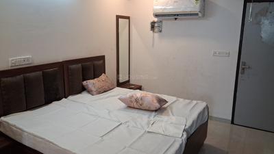 1 RK Studio