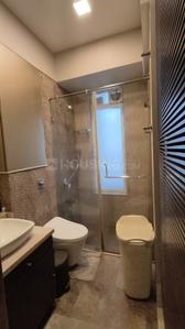 Bathroom Image of 946 Sq.ft 2 BHK Apartment / Flat for sale in Omkar Alta Monte, Malad East Mumbai for Rs. 24500000