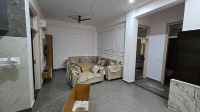Living Room Image of 1350 Sq.ft 3 BHK Builder Floor for rent in Sector 110 Gurgaon for Rs. 40000