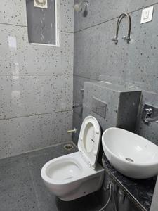 Bathroom Image of 1661 Sq.ft 3 BHK Apartment / Flat for rent in Huda Sectors Panipat for Rs. 25000