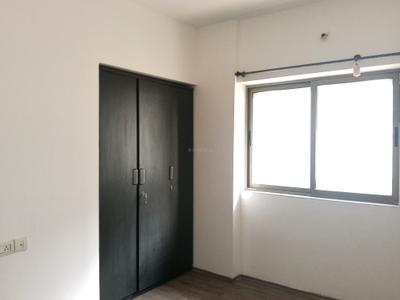 Bedroom Image of 950 Sq.ft 2 BHK Apartment / Flat for sale in Raunak Unnathi Woods Phase VI F1, Kasarvadavali Thane for Rs. 9000000