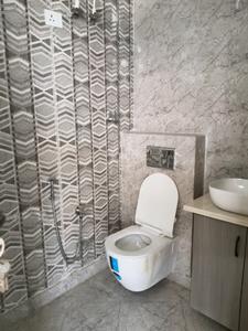 Common Bathroom Image of 1550 Sq.ft 3 BHK Builder Floor for sale in DLF Garden City Enclave Floors, Sector 93 Gurgaon for Rs. 20000000