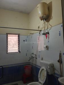 Bathroom Image of 1450 Sq.ft 3 BHK Independent House for rent in Salt Lake City Kolkata for Rs. 32000