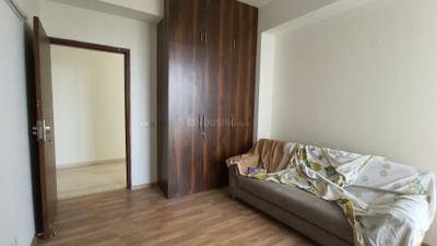 Bedroom Image of 2200 Sq.ft 3 BHK Apartment / Flat for rent in Puri Emerald Bay, Sector 104 Gurgaon for Rs. 67000