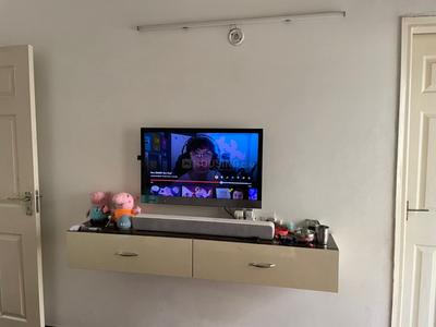 Hall Image of 1375 Sq.ft 3 BHK Apartment / Flat for sale in Amrapali Crystal Homes Phase 1, Sector 76 Noida for Rs. 17000000