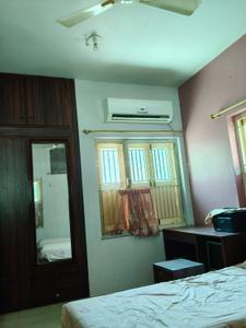 Bedroom Image of 3000 Sq.ft 3 BHK Villa for sale in Ghatlodiya Ahmedabad for Rs. 40000000