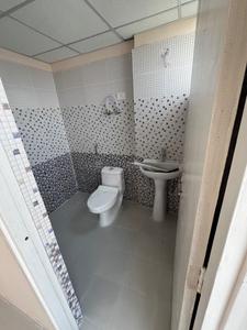 Bathroom Image of 851 Sq.ft 2 BHK Apartment / Flat for sale in Mehak Jeevan, Morta Village Ghaziabad for Rs. 5500000