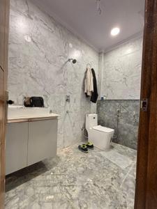 Bathroom Image of 2400 Sq.ft 3 BHK Builder Floor for rent in Sector 28 Faridabad for Rs. 42000