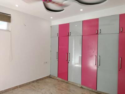Bedroom Image of 2700 Sq.ft 4 BHK Apartment / Flat for sale in Beverly Park Apartments, Sector 22 Dwarka New Delhi for Rs. 59000000