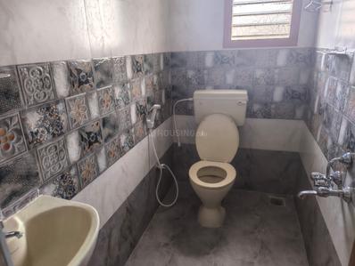 Bathroom Image of 1750 Sq.ft 3 BHK Independent House for sale in Edamalaipatti Pudur Tiruchirappalli for Rs. 9800000