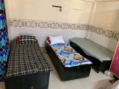 Bedroom Image of Reenu pg  in Goregaon East, Mumbai