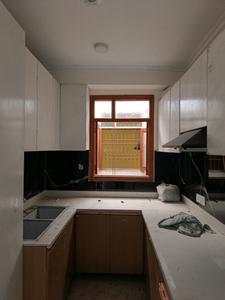 Kitchen Image of 950 Sq.ft 3 BHK Apartment / Flat for sale in Rajpur New Delhi for Rs. 6500000