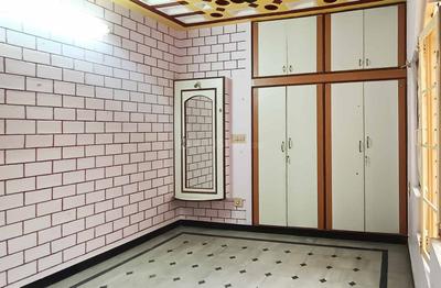 Bedroom Image of 1400 Sq.ft 3 BHK Independent House for rent in Sinthan Nagar Bengaluru for Rs. 46999
