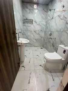 Bathroom Image of 2700 Sq.ft 4 BHK Independent House for rent in Delta II Greater Noida for Rs. 33000
