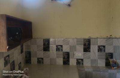 Kitchen Image of 1500 Sq.ft 3 BHK Apartment / Flat for rent in Badah Kullu for Rs. 15000