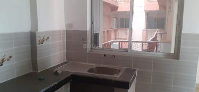 Bathroom Image of 1360 Sq.ft 2 BHK Apartment / Flat for rent in Sadarpur Ghaziabad for Rs. 10000