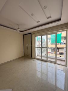 Bedroom Image of 1300 Sq.ft 2 BHK Builder Floor for rent in RPS Palm Drive, Sector 88 Faridabad for Rs. 22000