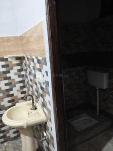 Bathroom Image of 700 Sq.ft 2 BHK Builder Floor for rent in Desraj Colony Panipat for Rs. 7000