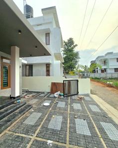 Image of 1600 Sq.ft 4 BHK Independent House for sale in North Parvur, Kochi for Rs. 6499999