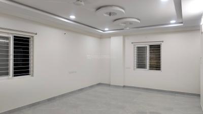 Living Room Image of 910 Sq.ft 2 BHK Apartment / Flat for rent in Jubilee Hills Hyderabad for Rs. 40000