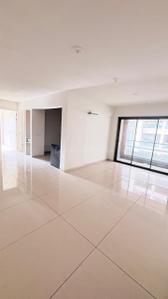 Image of 921 Sq.ft 3 BHK Apartment / Flat for sale in Siddharth Luxuria, Jagatpur, Ahmedabad for Rs. 8000000