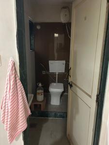 Ganadhish Empire Bathroom 1